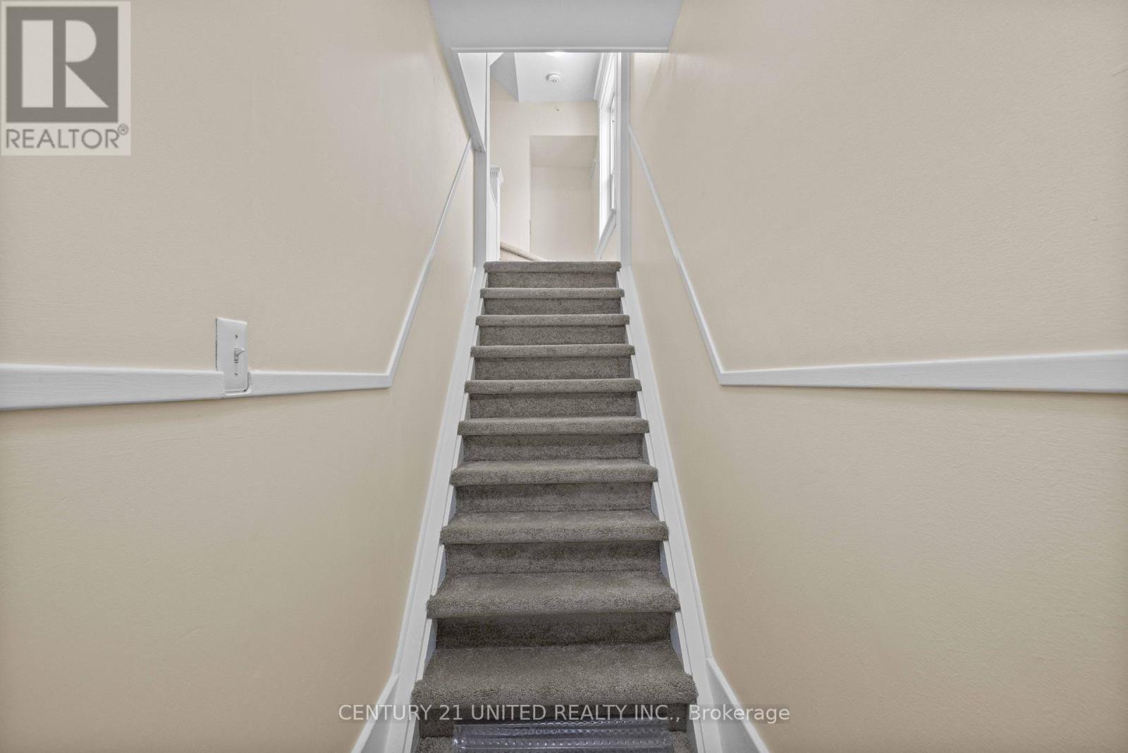375 DOWNIE STREET - 38