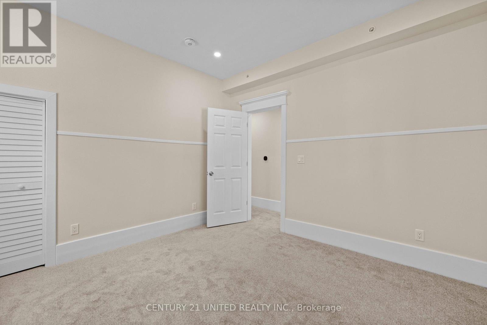 375 DOWNIE STREET - 7