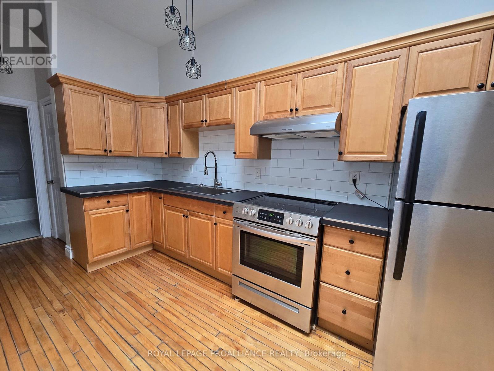 291 FRONT STREET - 18