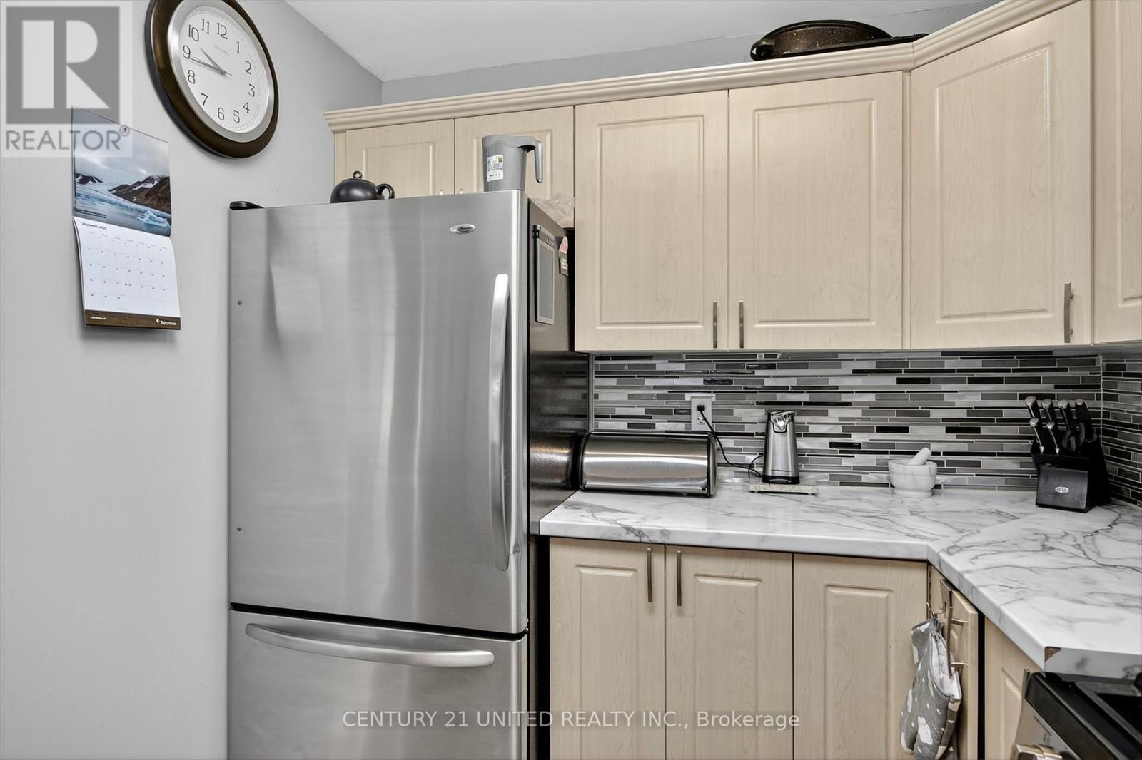 234 RUTTAN TERRACE - 17