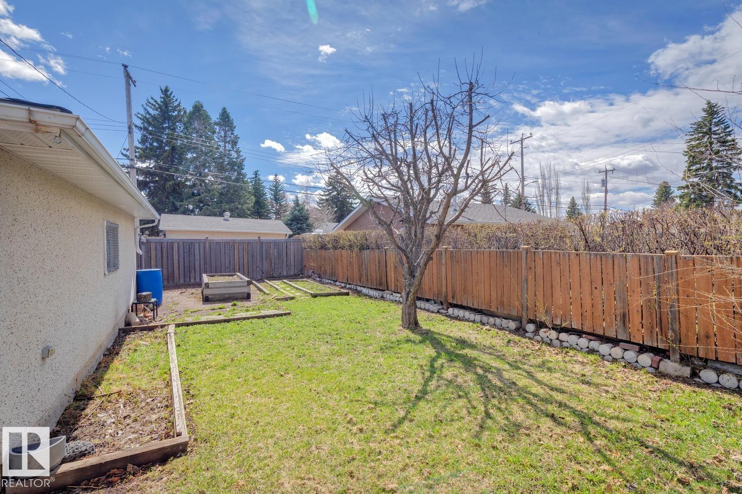 11451 48 AV NW, Edmonton