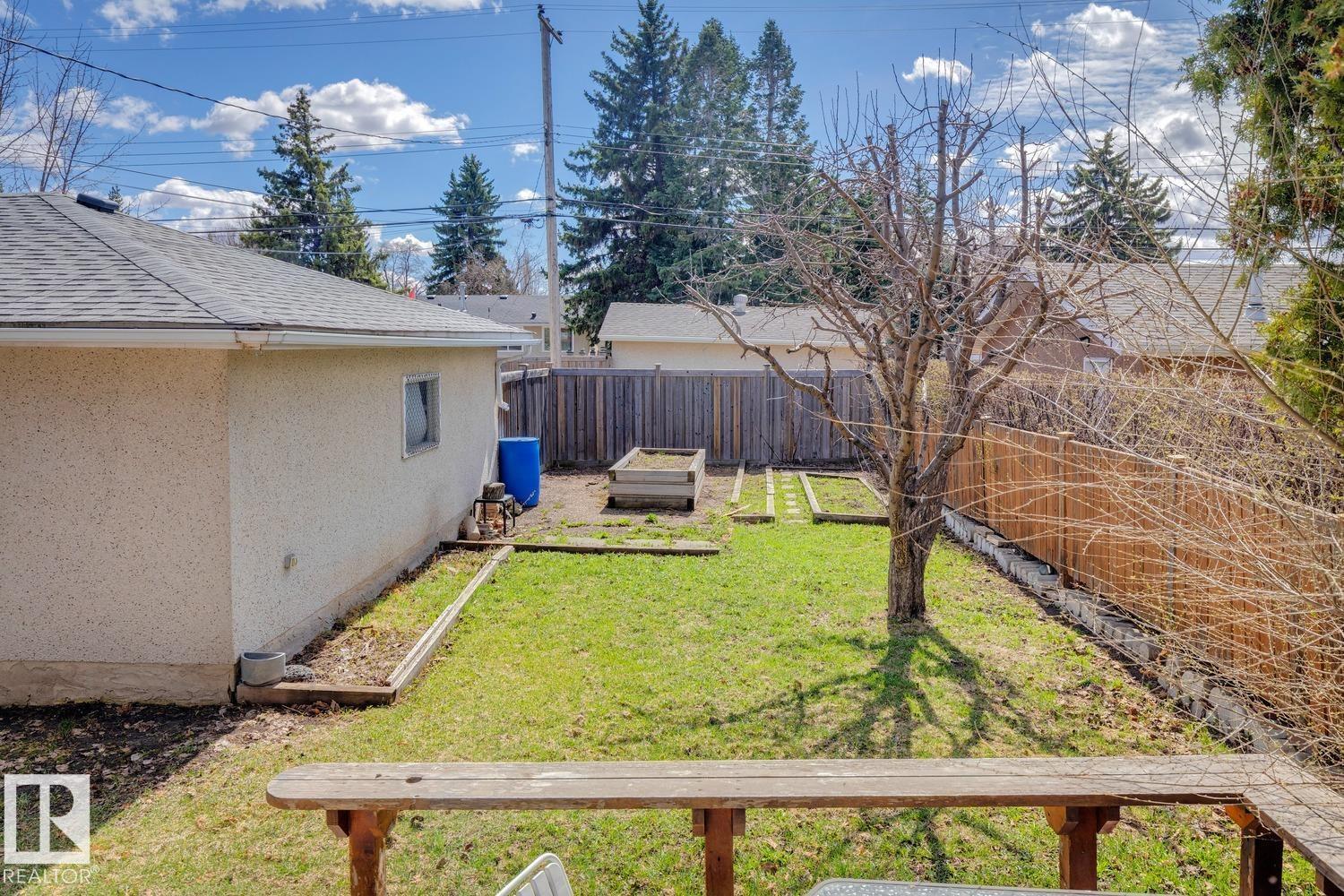 11451 48 AV NW, Edmonton