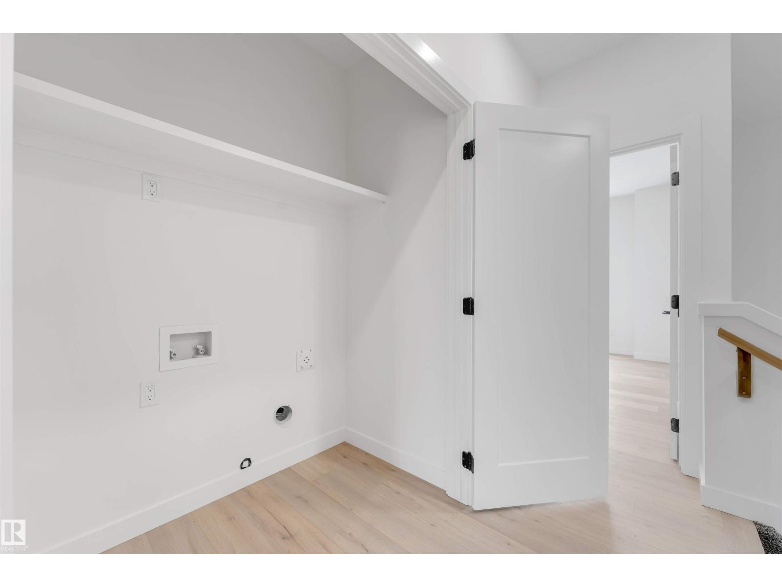 232 24 ST SW - 31