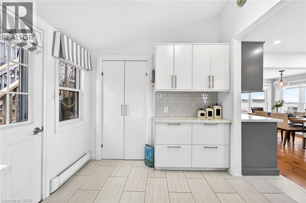277 BAYGROVE Line - 16