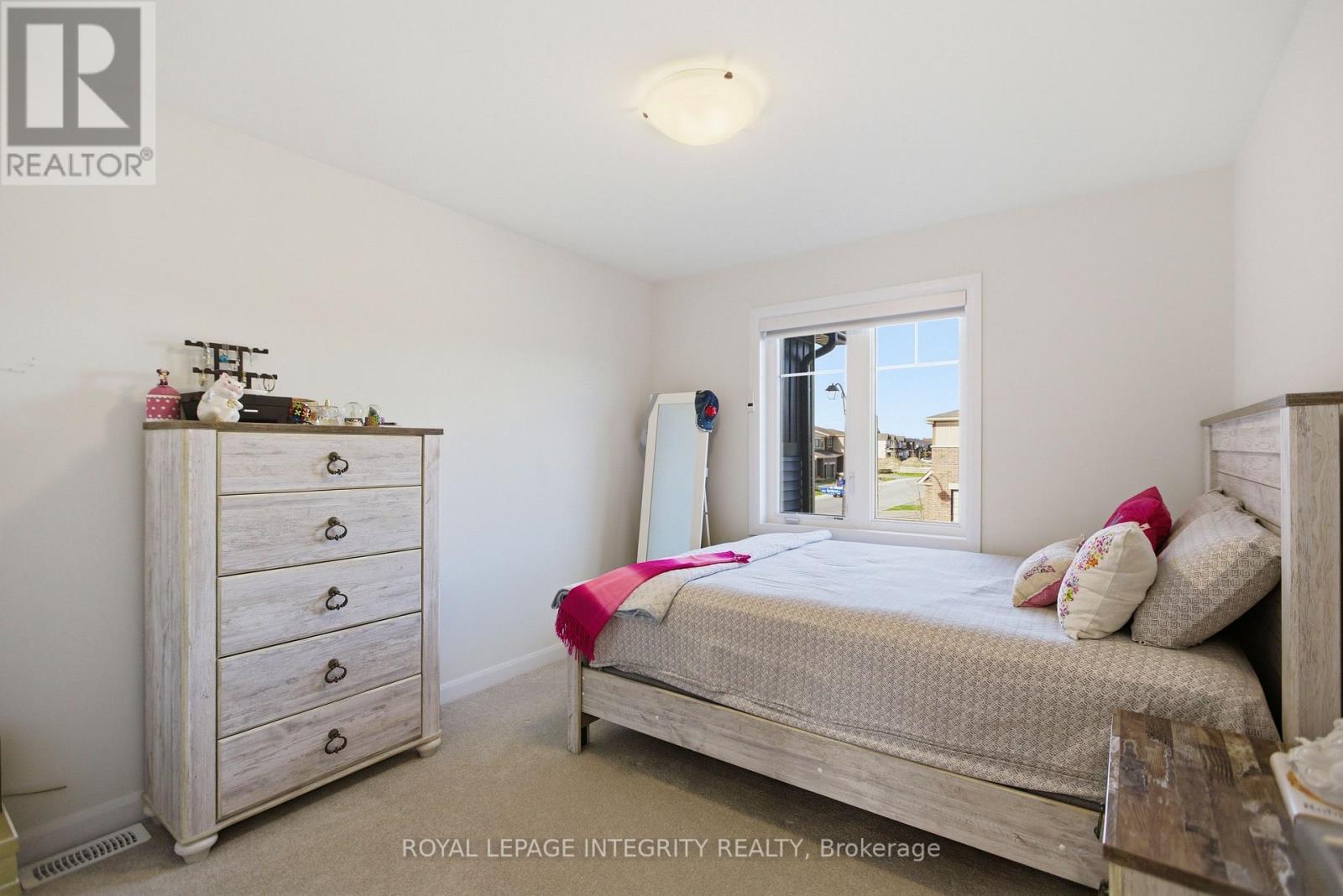 502 BUNDORAN PLACE - 19