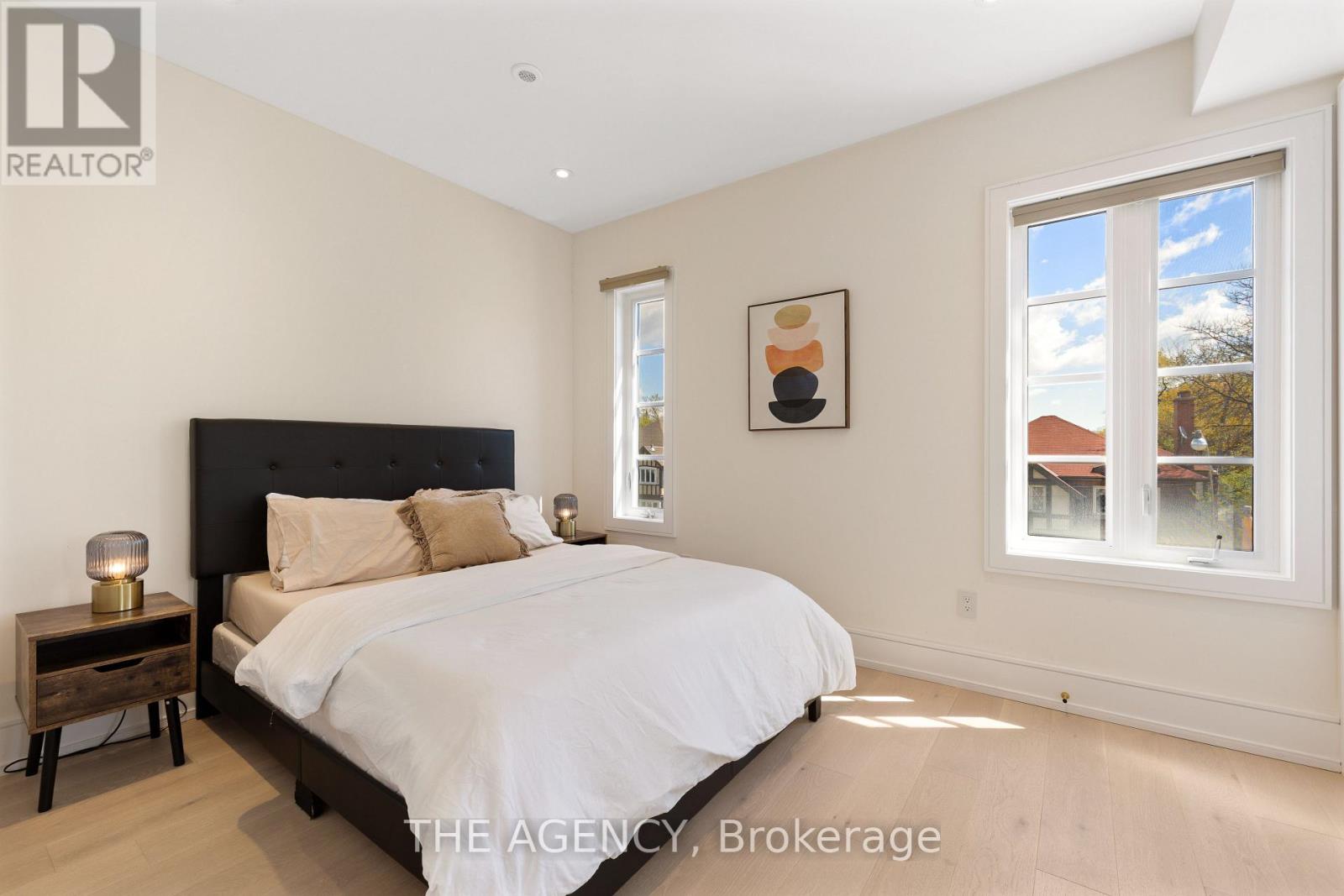 1202 AVENUE ROAD - 26