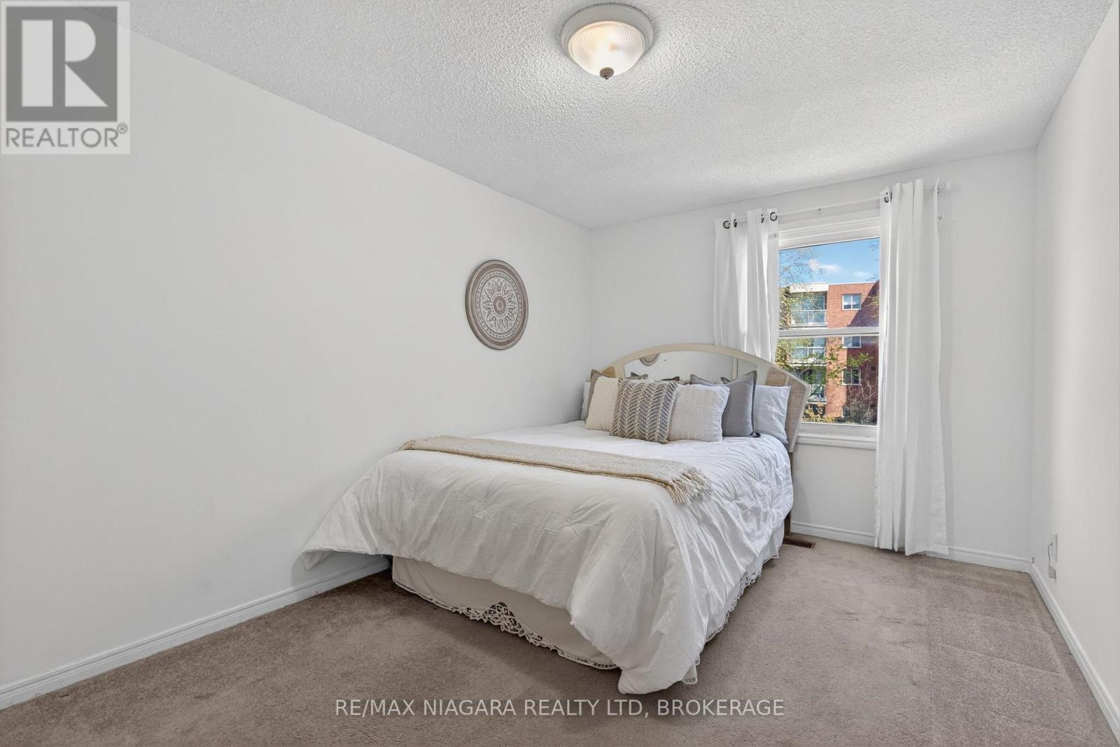 23 WINDWARD STREET - 18