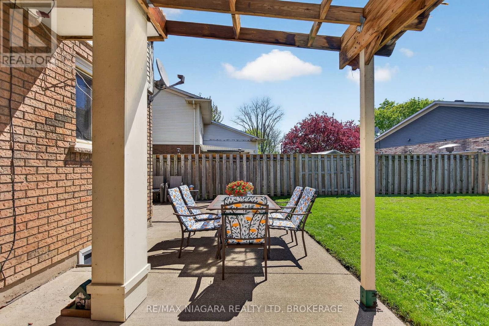 23 WINDWARD STREET - 28