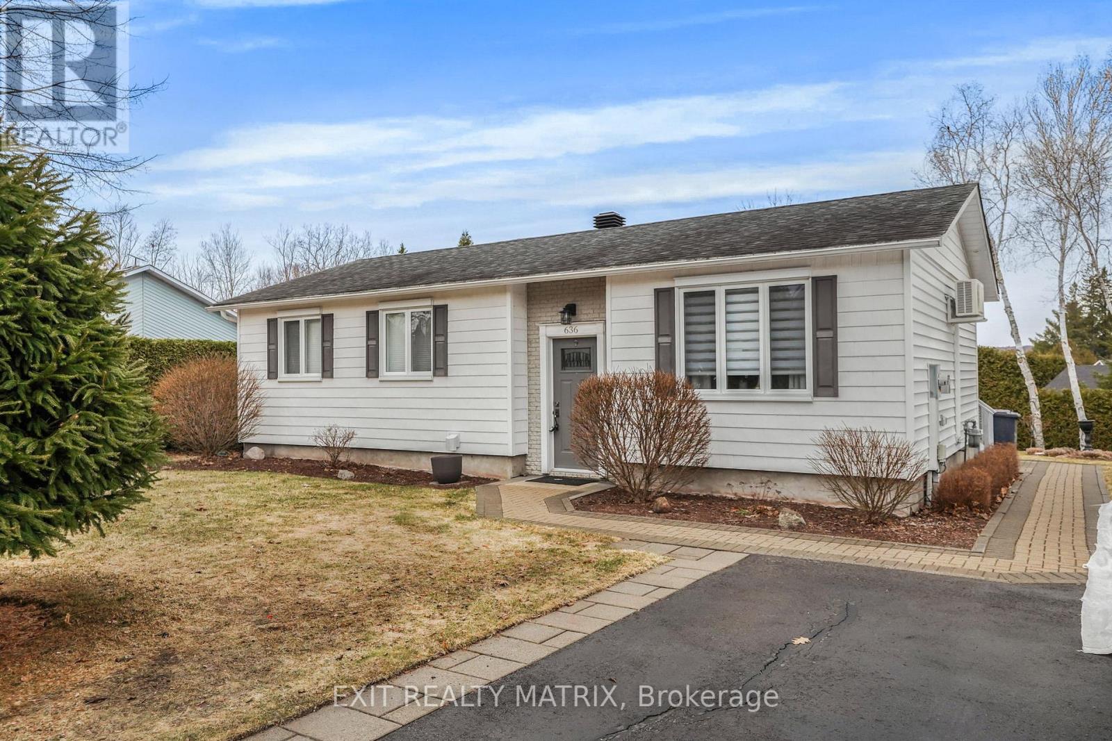 636 FRONT ROAD - 2