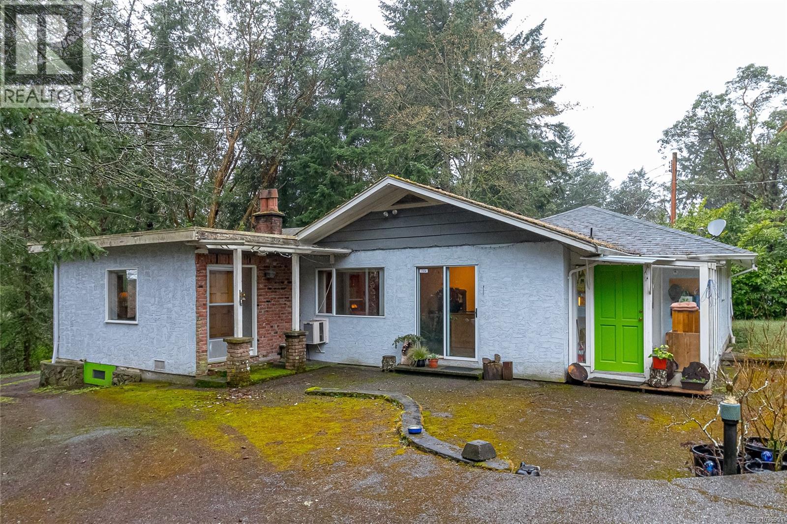 8050 Rae-leigh Pl - 40