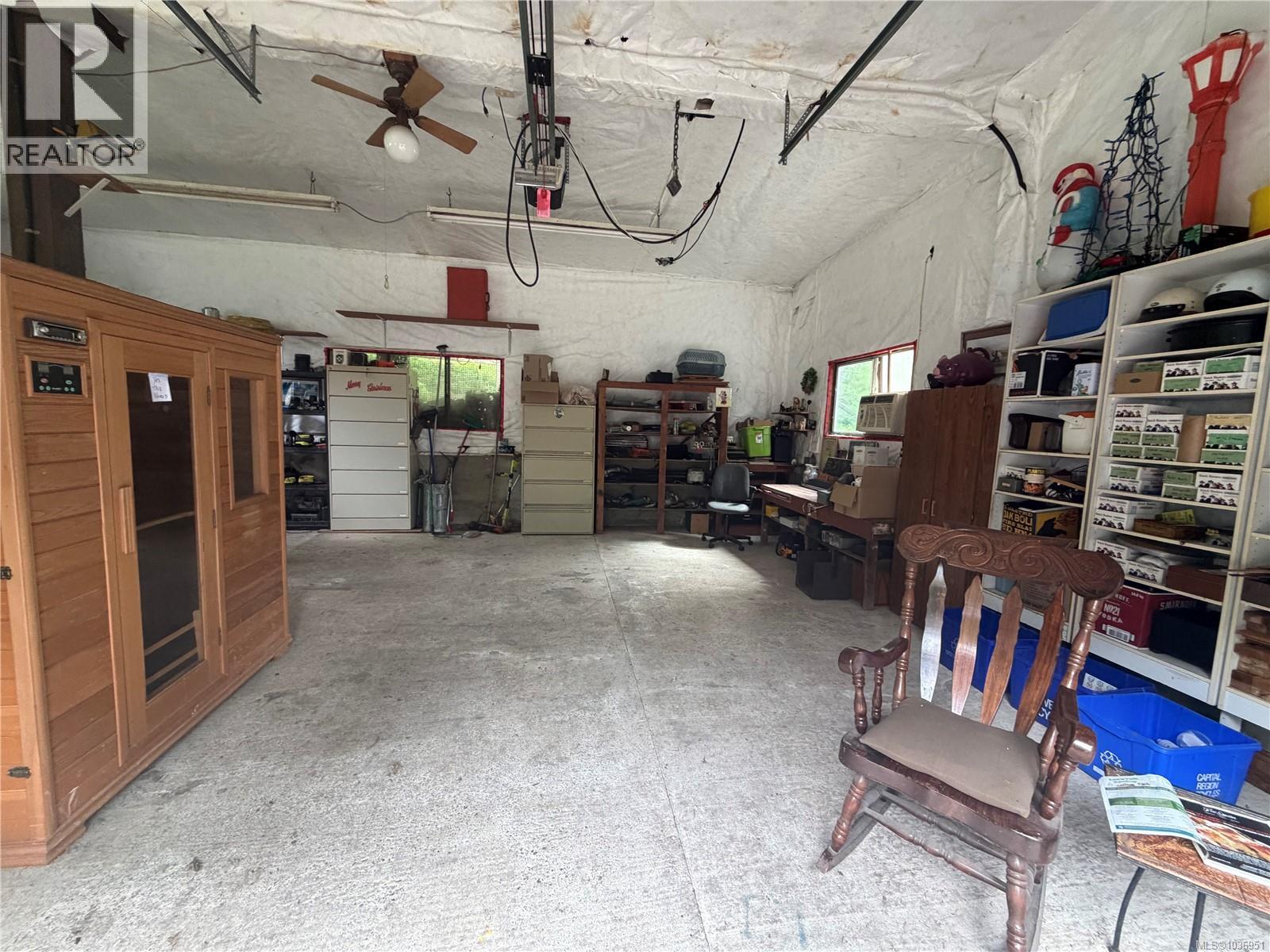8050 Rae-leigh Pl - 27