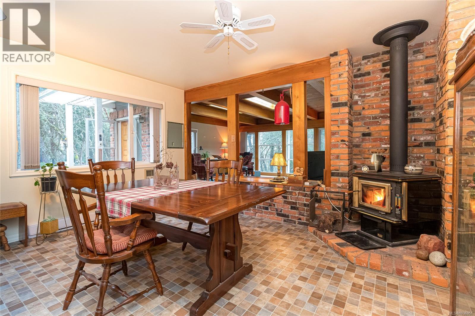 8050 Rae-leigh Pl - 6