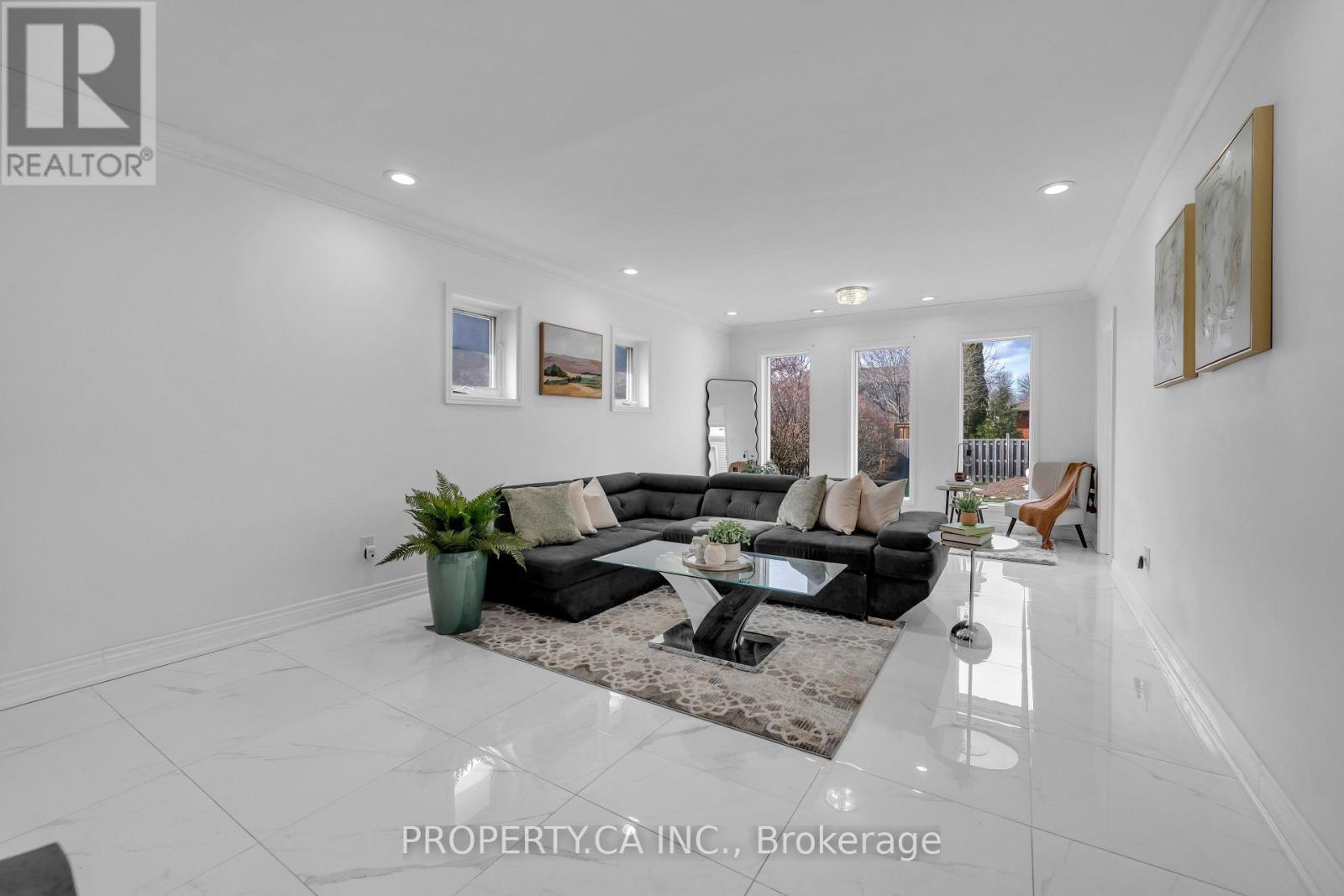 7063 MCGILL STREET - 19