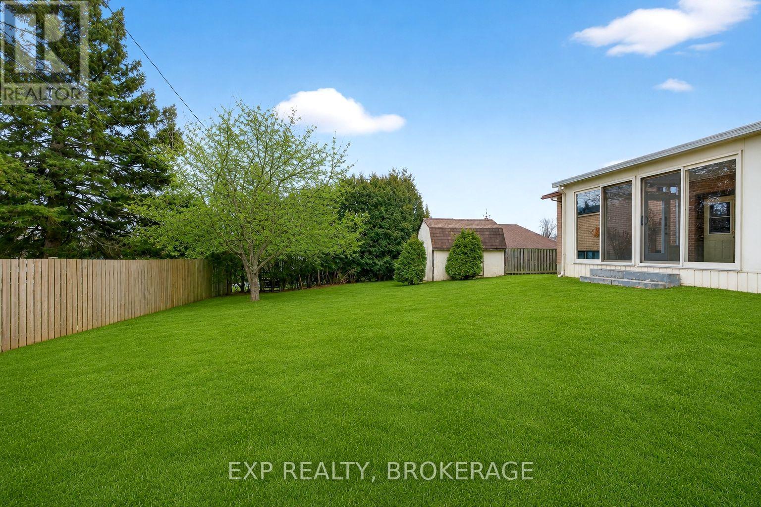 19 CONVAY CRESCENT - 41