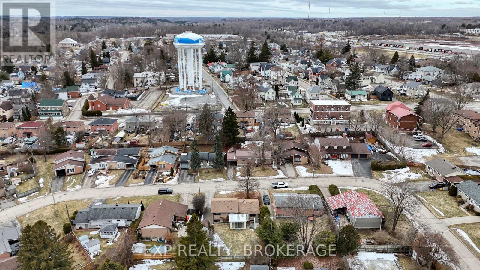 19 CONVAY CRESCENT - 45