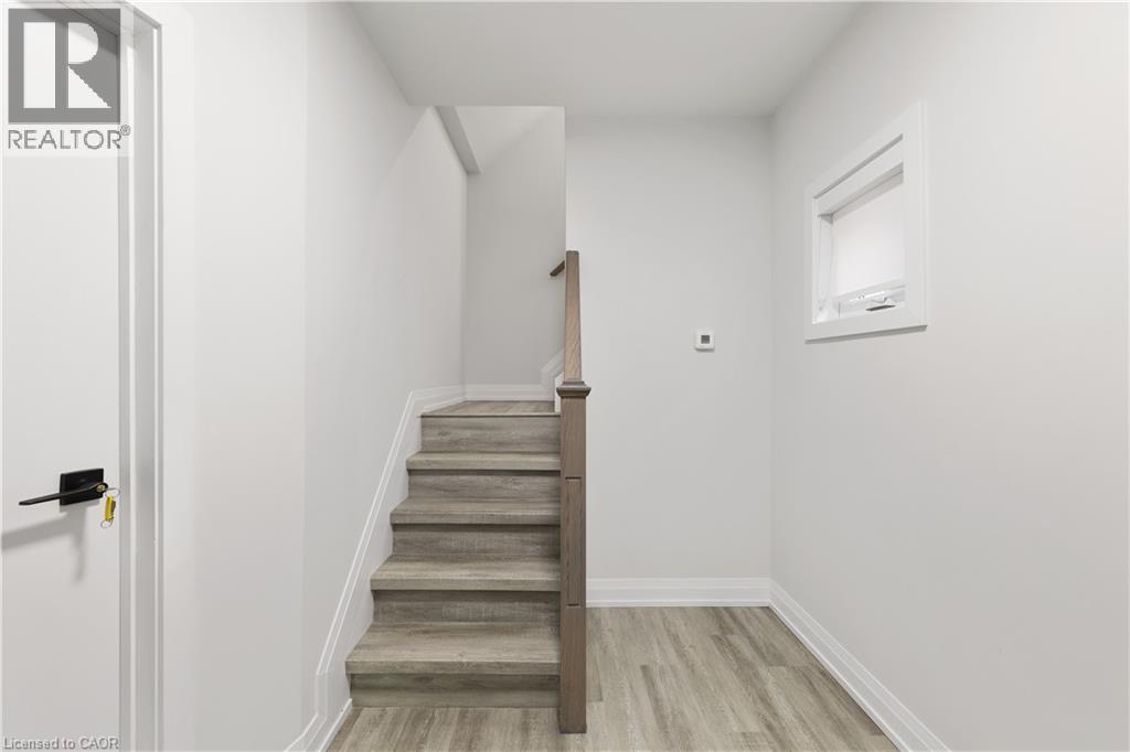 5 MAPLEWOOD Avenue - 14