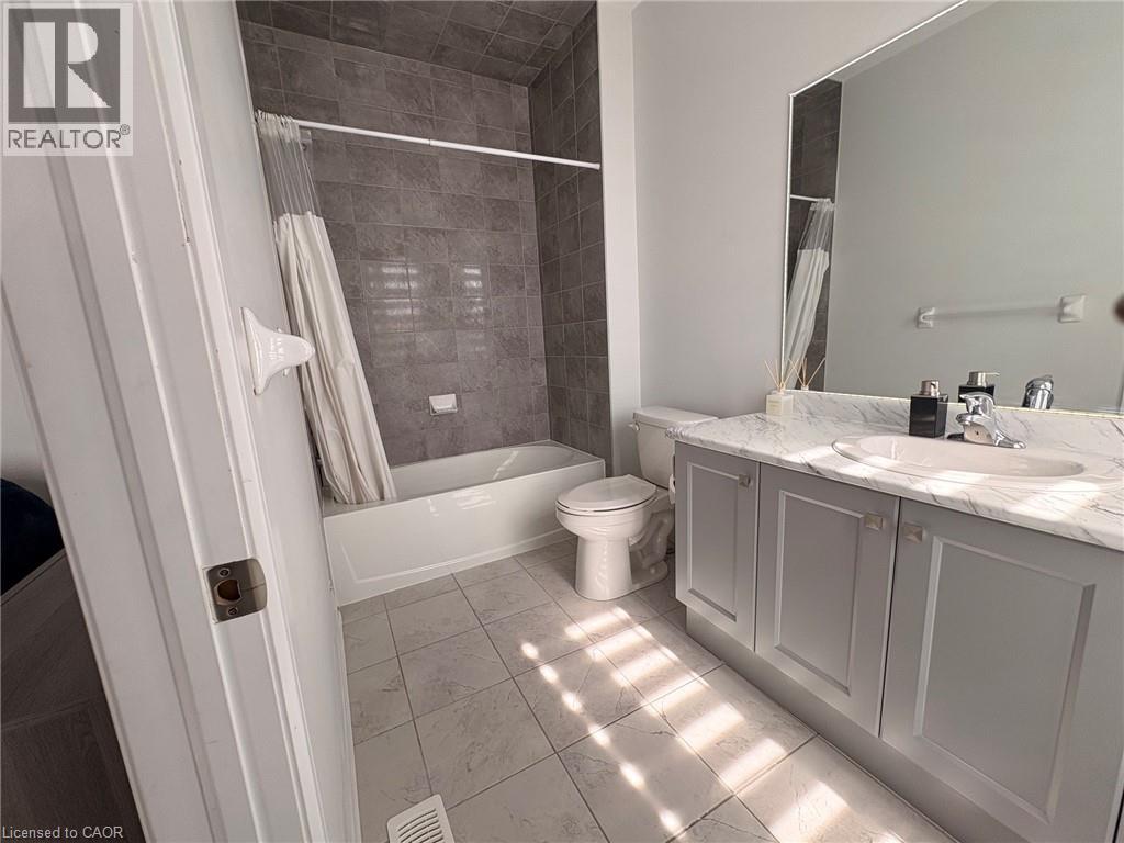 1079 EDINBURGH Drive, Woodstock, Ontario, N4T0M5 — Photo 7