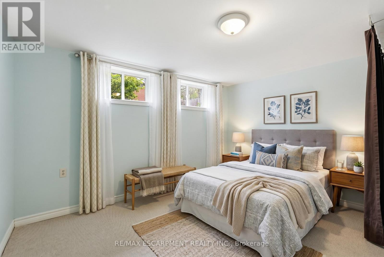 21 BRIAN BOULEVARD - 37