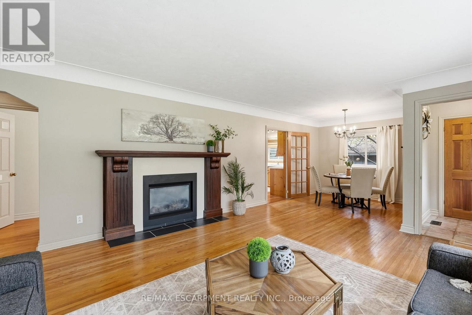 21 BRIAN BOULEVARD - 8