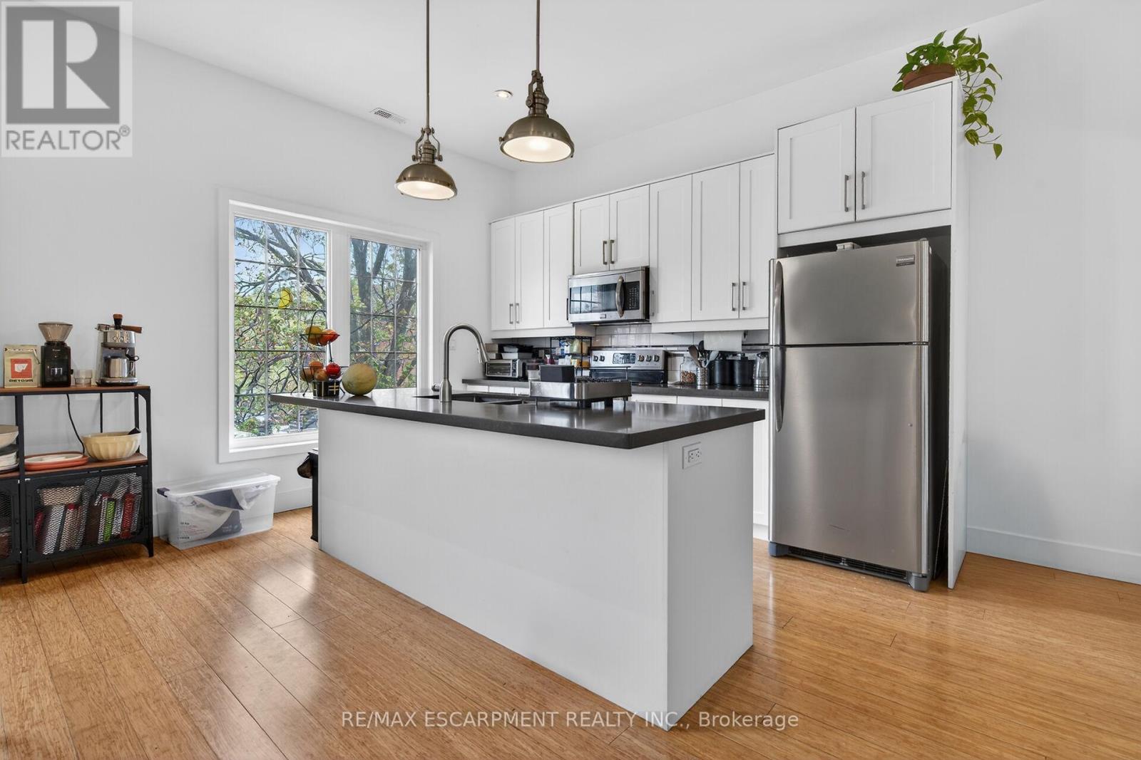 167 WALNUT STREET S - 32