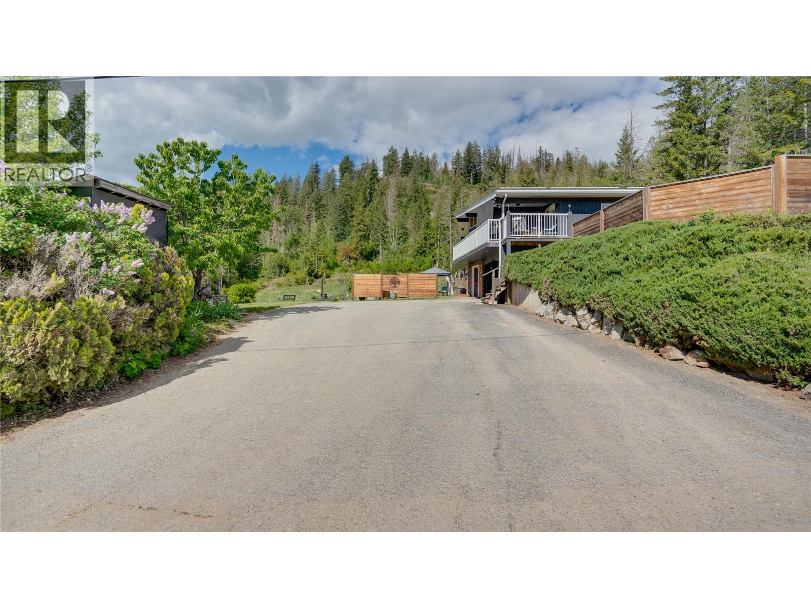48 Stroulger Road - 64