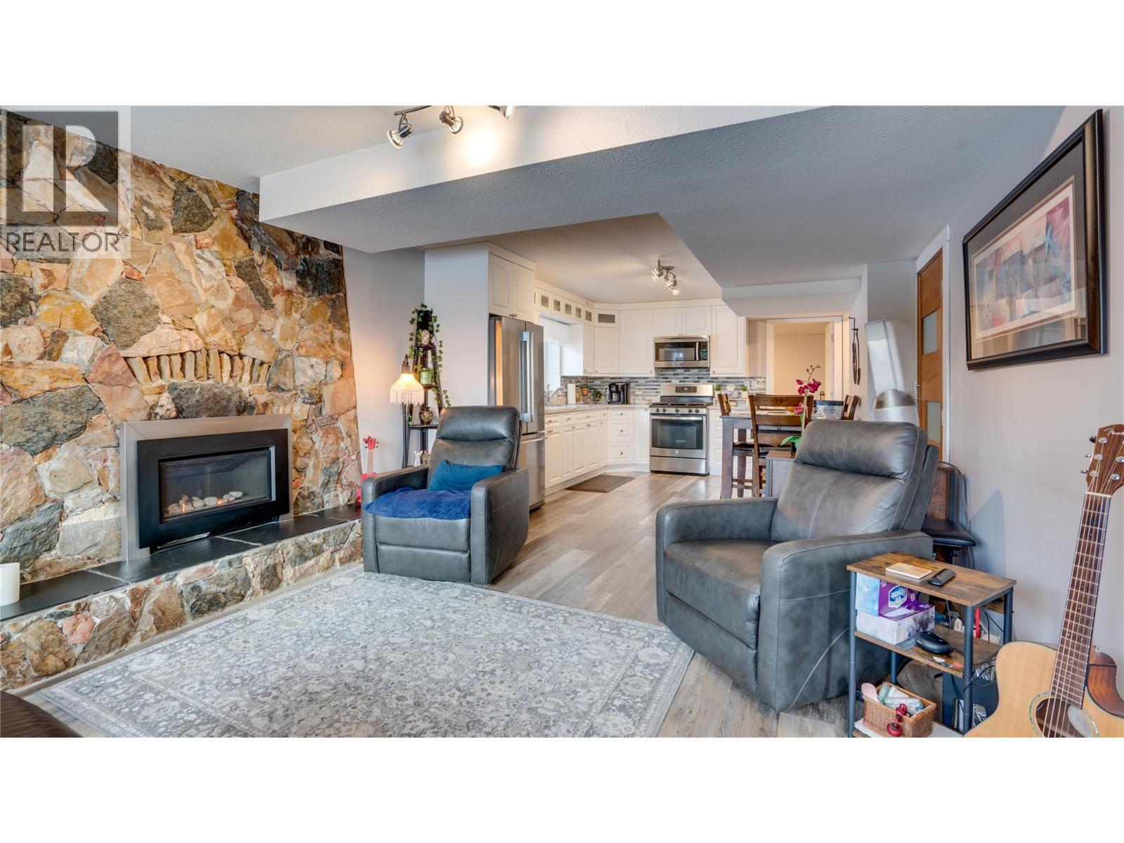 48 Stroulger Road - 8