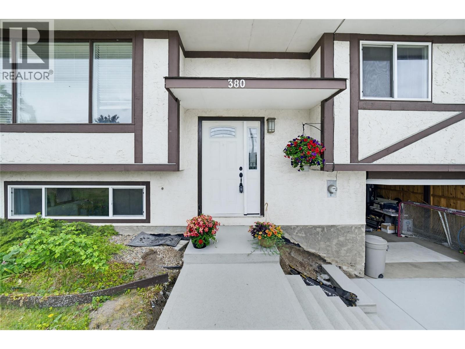 380 6 Avenue SE - 3