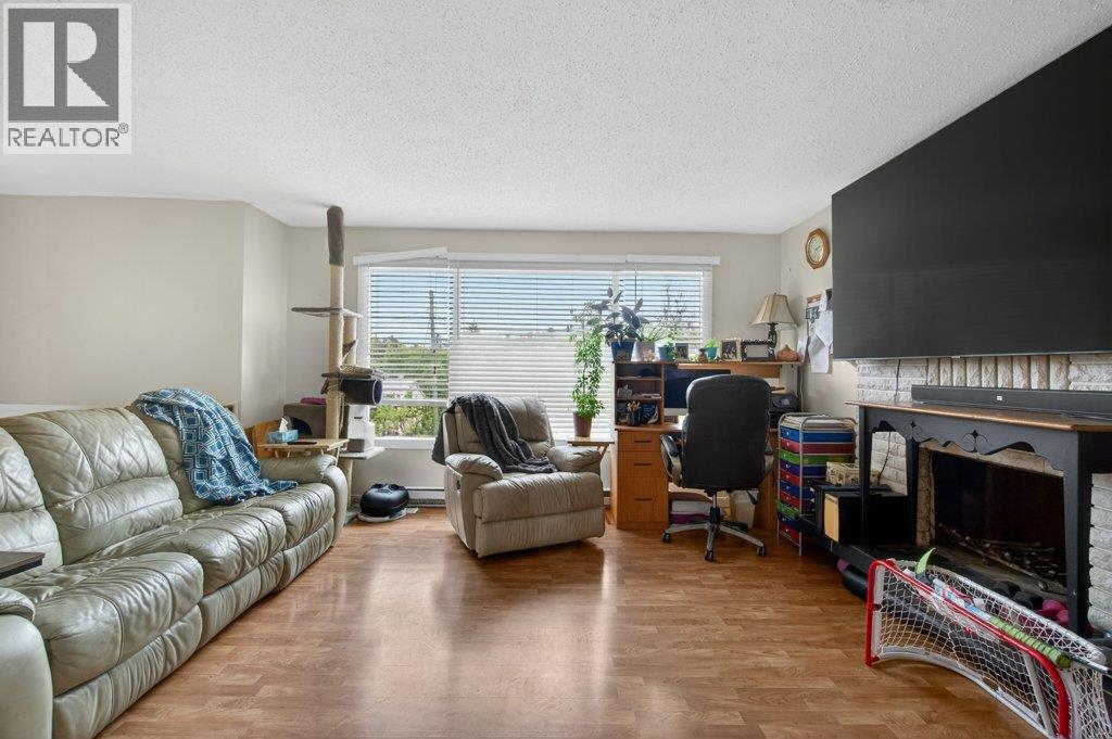 380 6 Avenue SE - 26