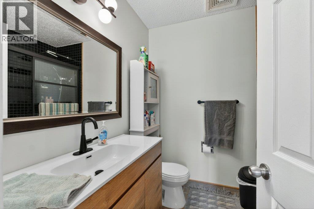 380 6 Avenue SE - 30