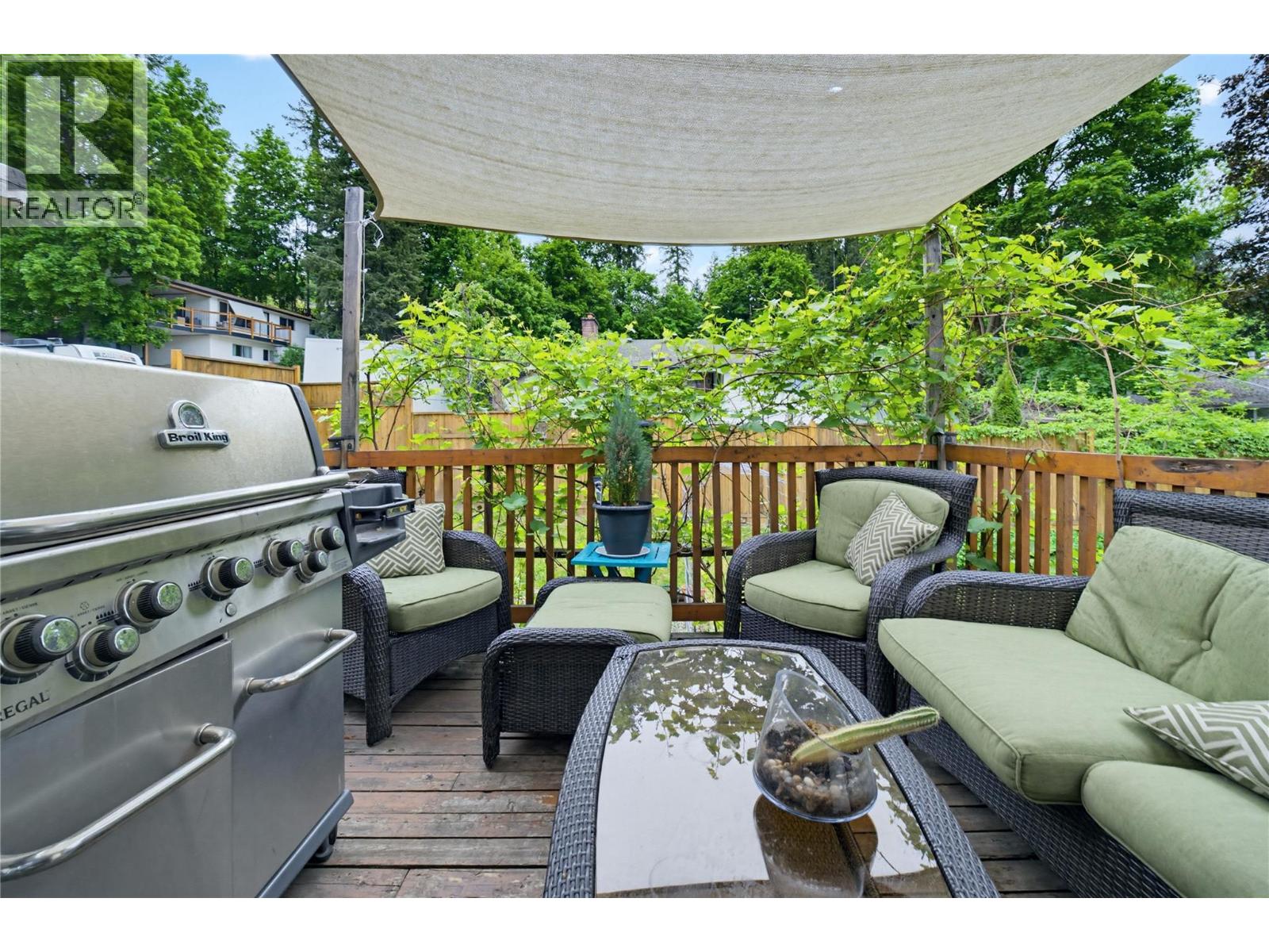 380 6 Avenue SE - 12
