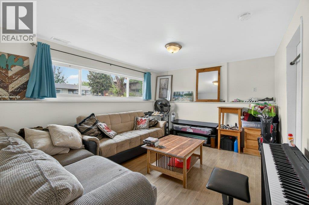 380 6 Avenue SE - 42