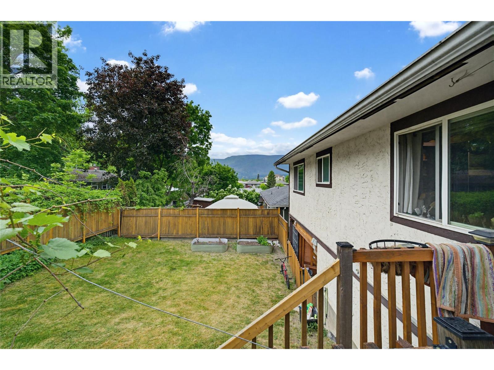 380 6 Avenue SE - 48