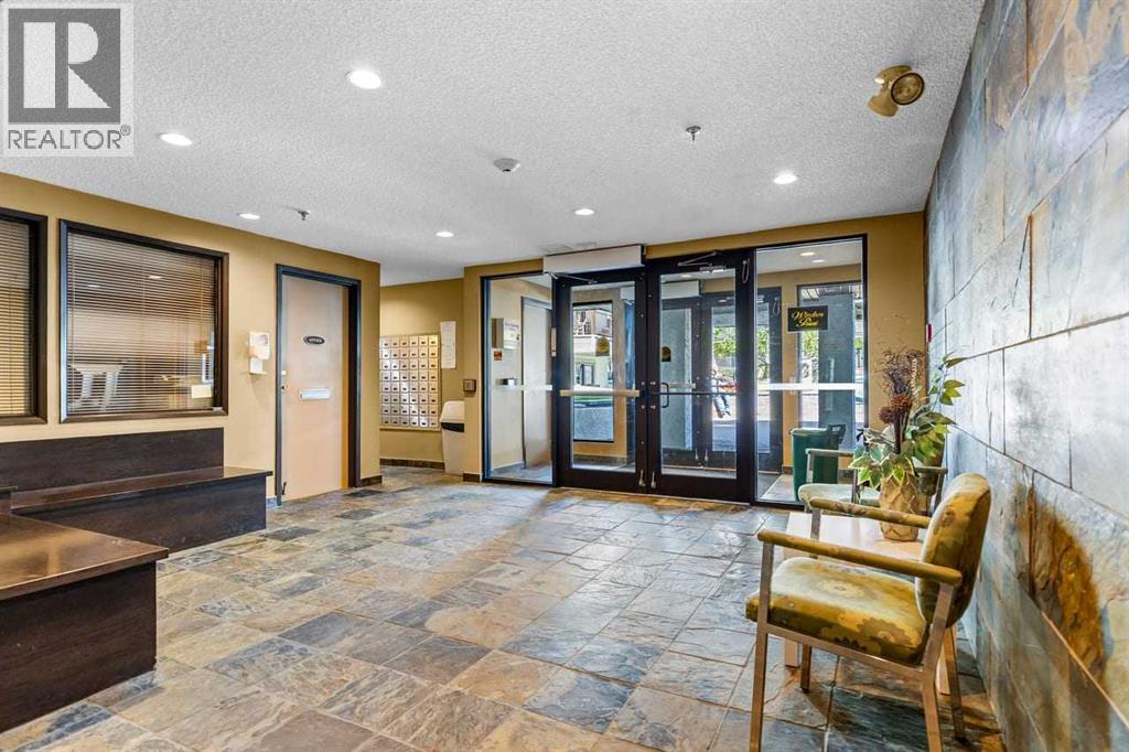 #122 723 57 Avenue SW - 29