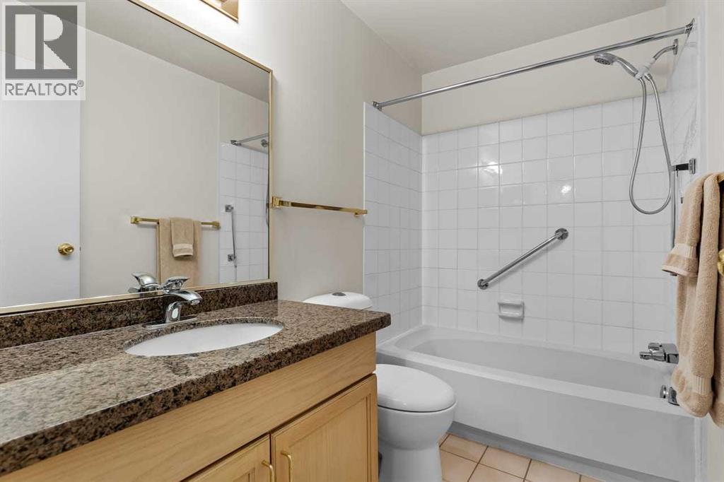 #122 723 57 Avenue SW - 17