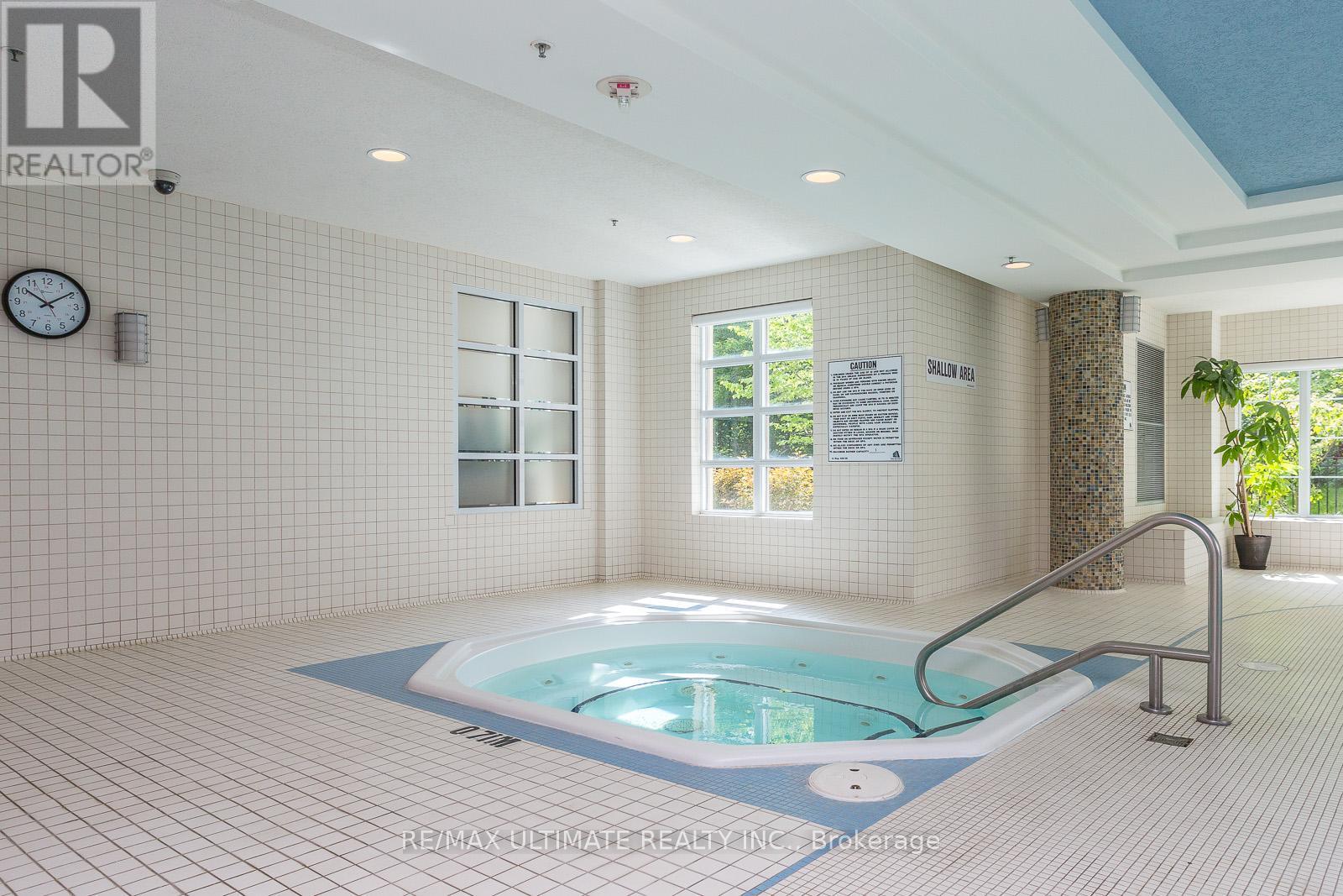 #1003 20 BLOORVIEW PLACE - 23