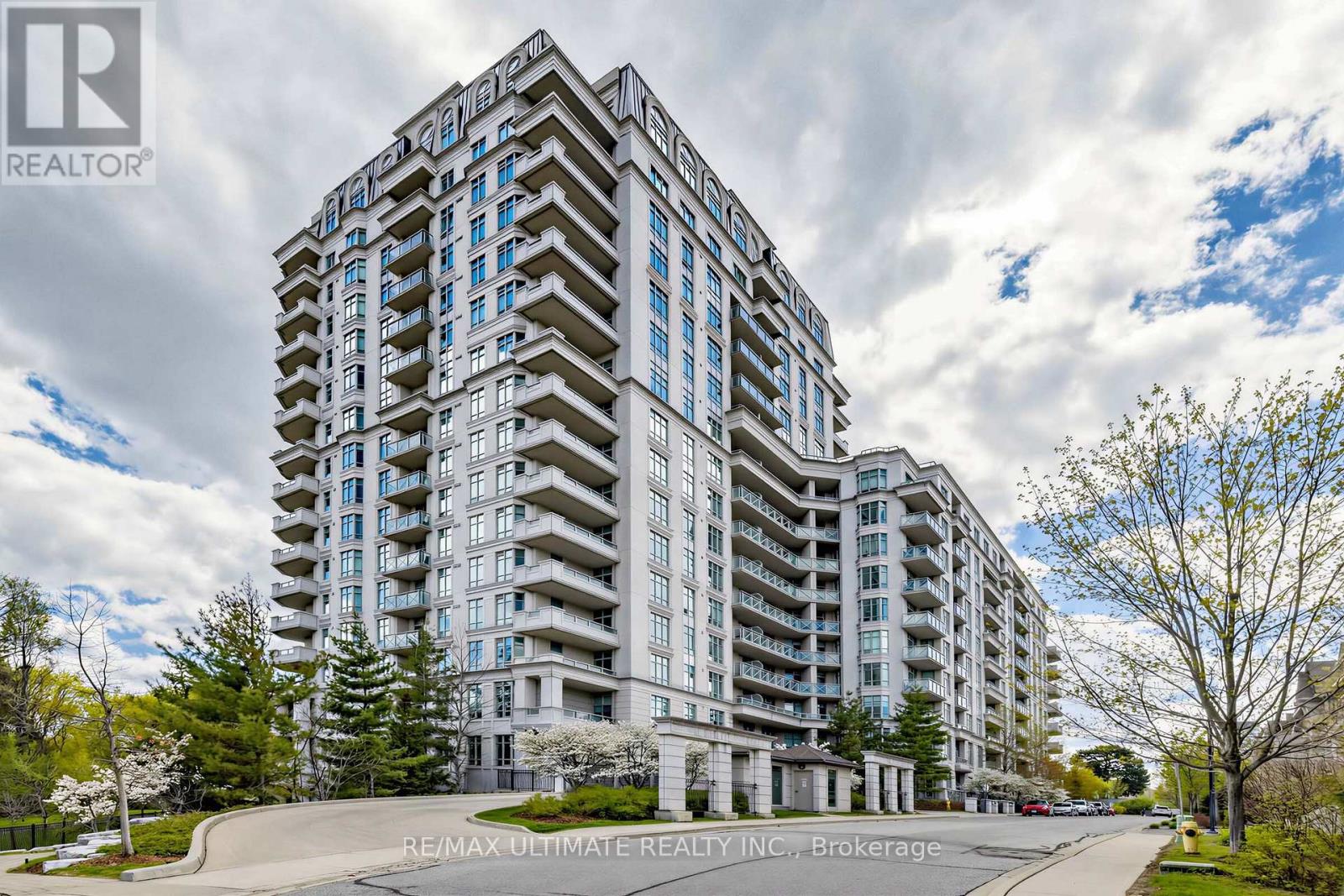 #1003 20 BLOORVIEW PLACE - 20