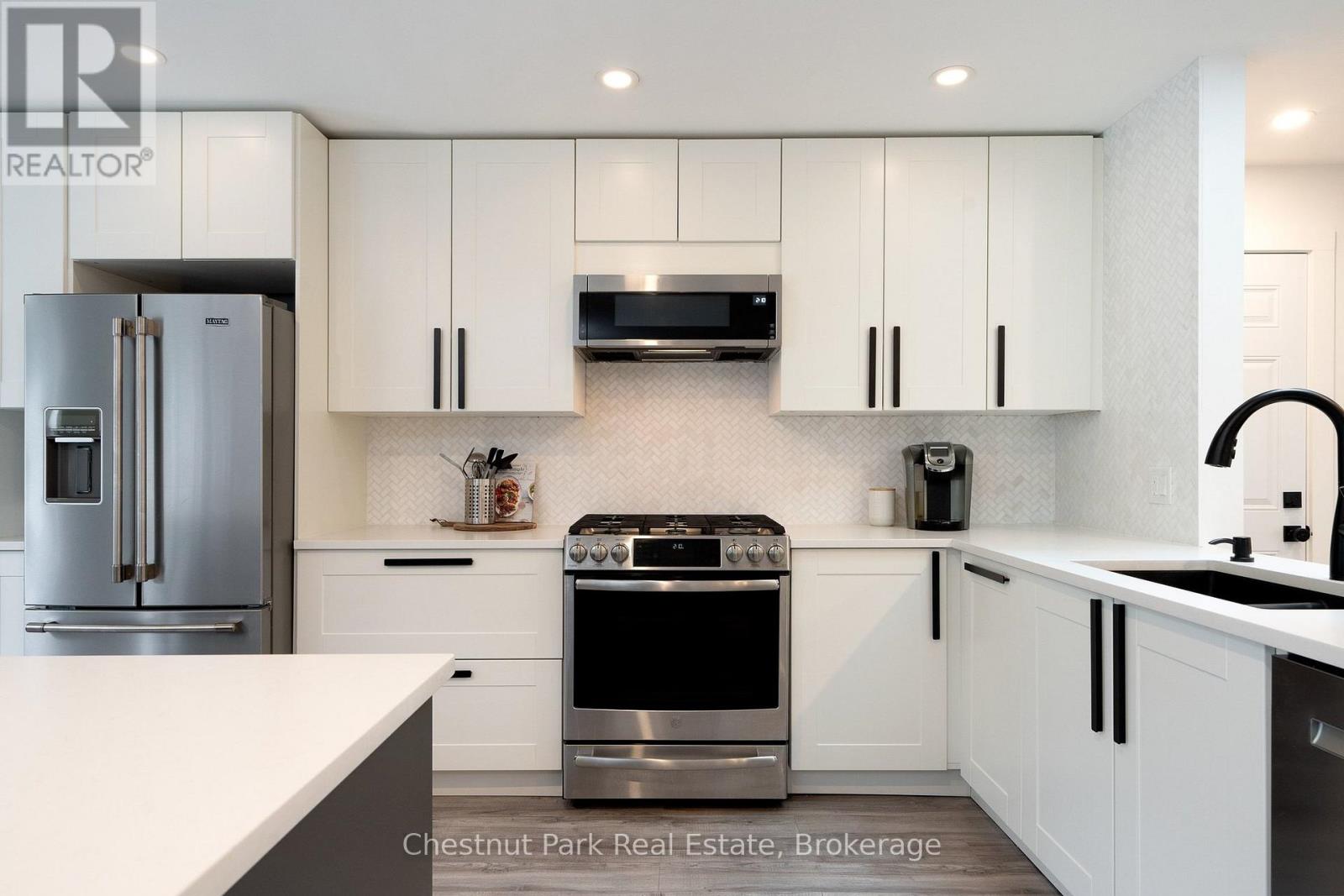 7 MCKEAN BOULEVARD - 26