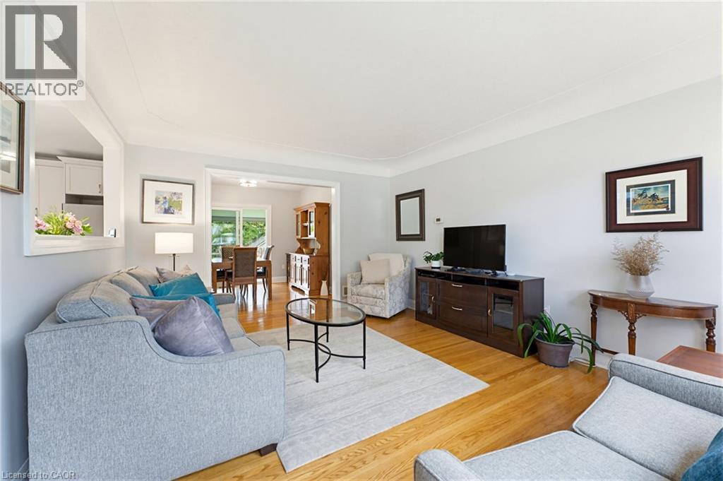 217 UPPER PARADISE Road, Hamilton, Ontario, L9C5C1 — Photo 12