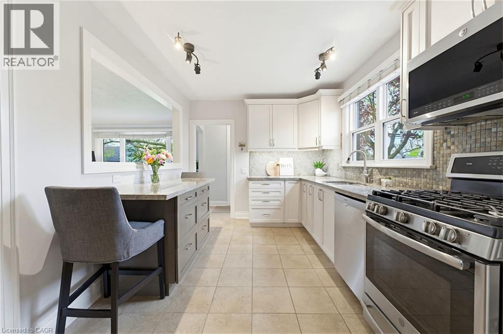 217 UPPER PARADISE Road, Hamilton, Ontario, L9C5C1 — Photo 11