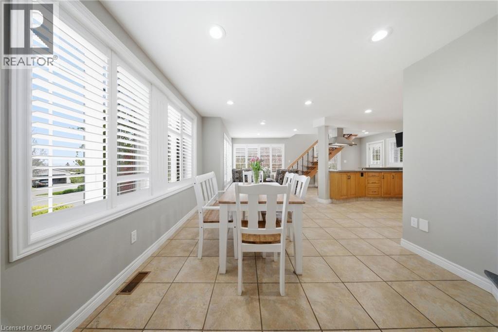 383 NORTH SHORE Boulevard W, Burlington, Ontario, L7T1A9 — Photo 2