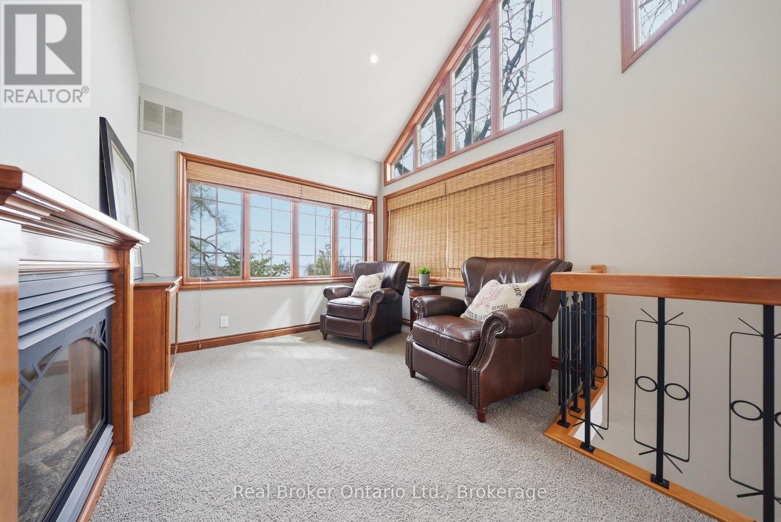 383 NORTH SHORE BOULEVARD W - 26