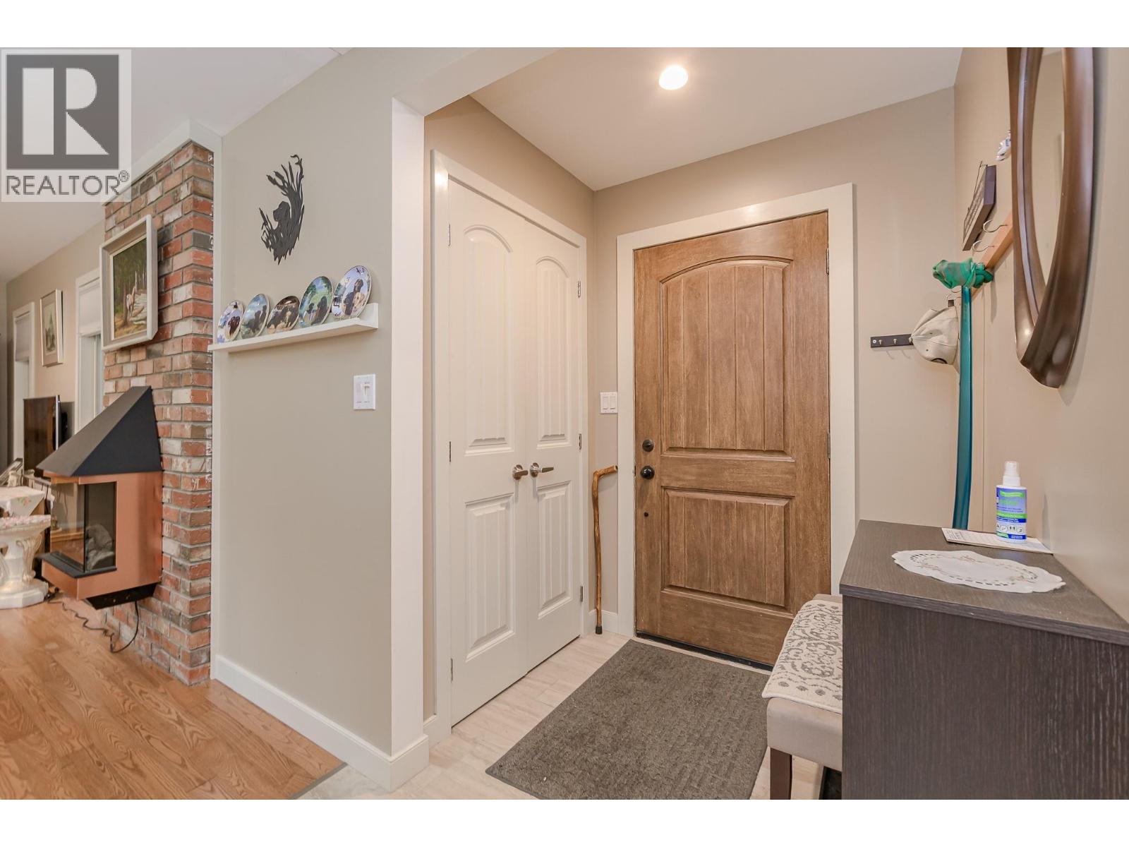1226 Green Road S - 22