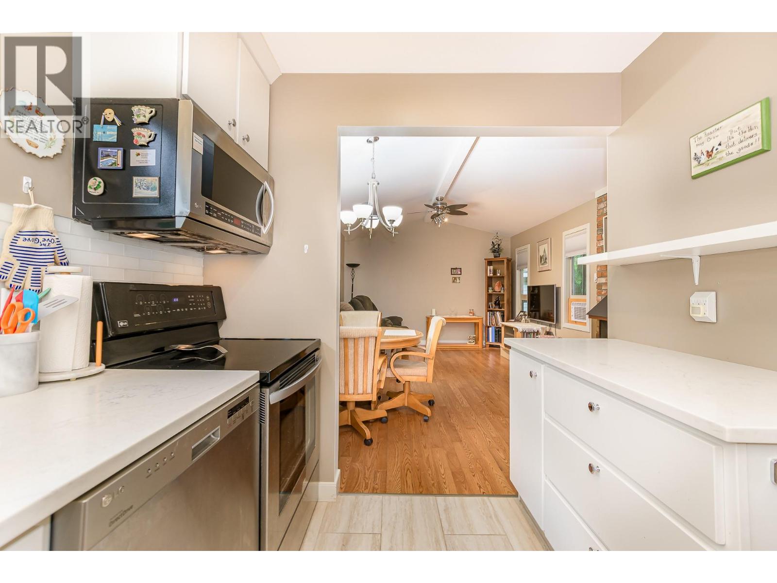  1226 Green Road South, Sicamous