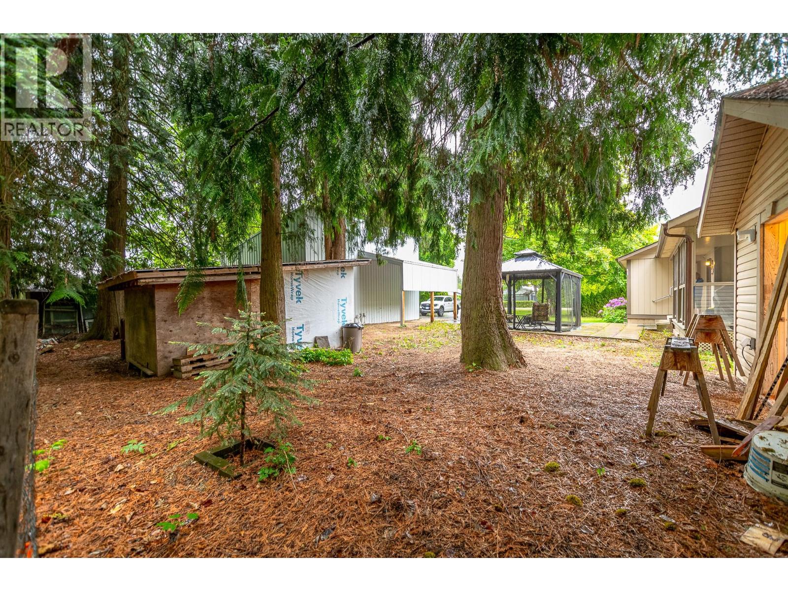  1226 Green Road South, Sicamous