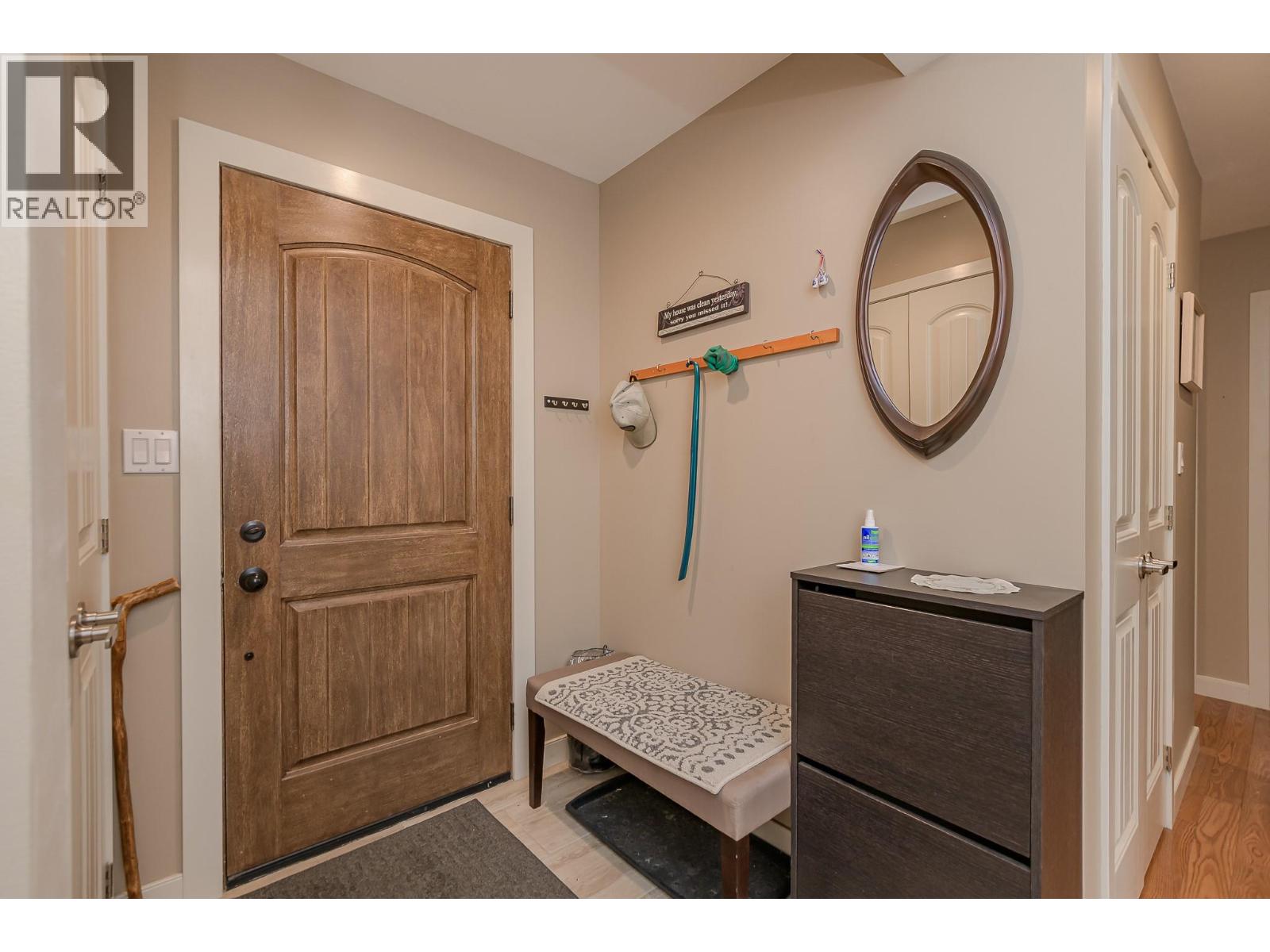  1226 Green Road South, Sicamous