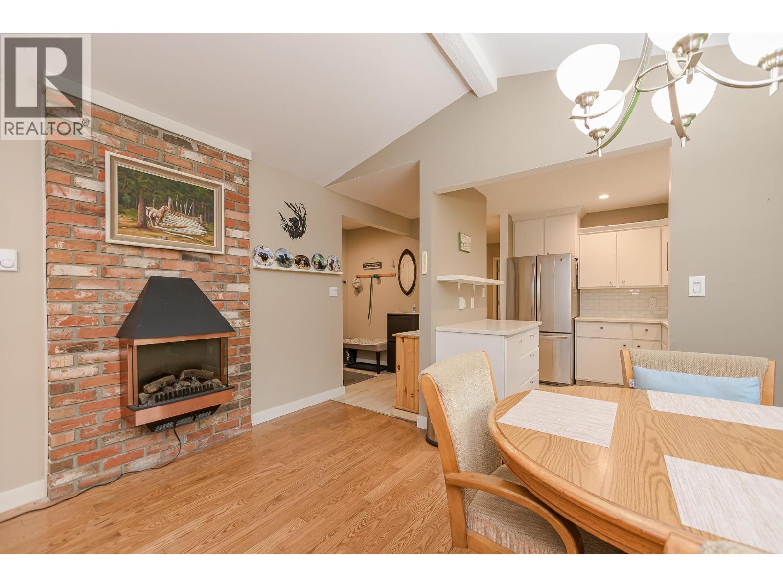  1226 Green Road South, Sicamous