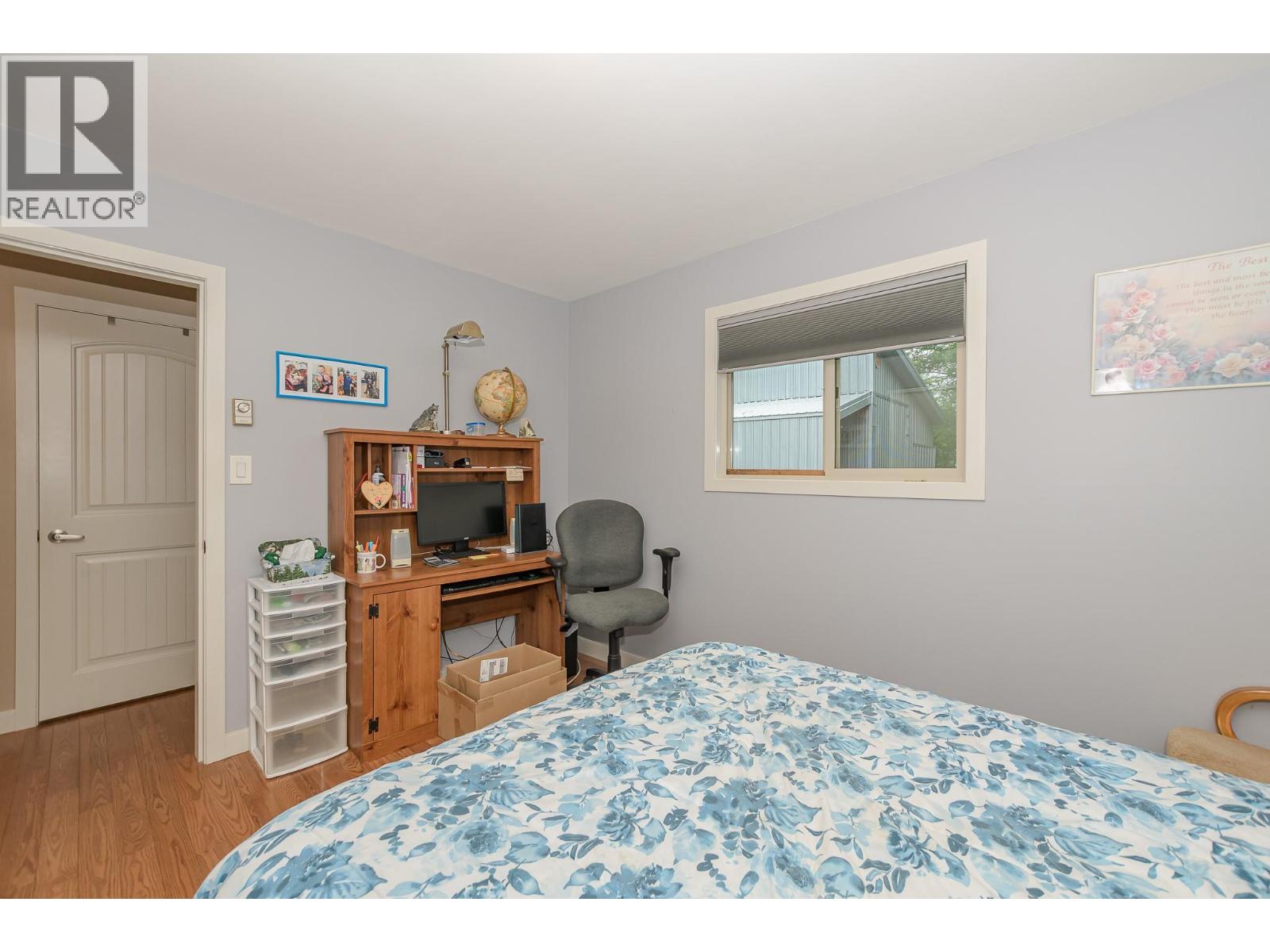  1226 Green Road South, Sicamous