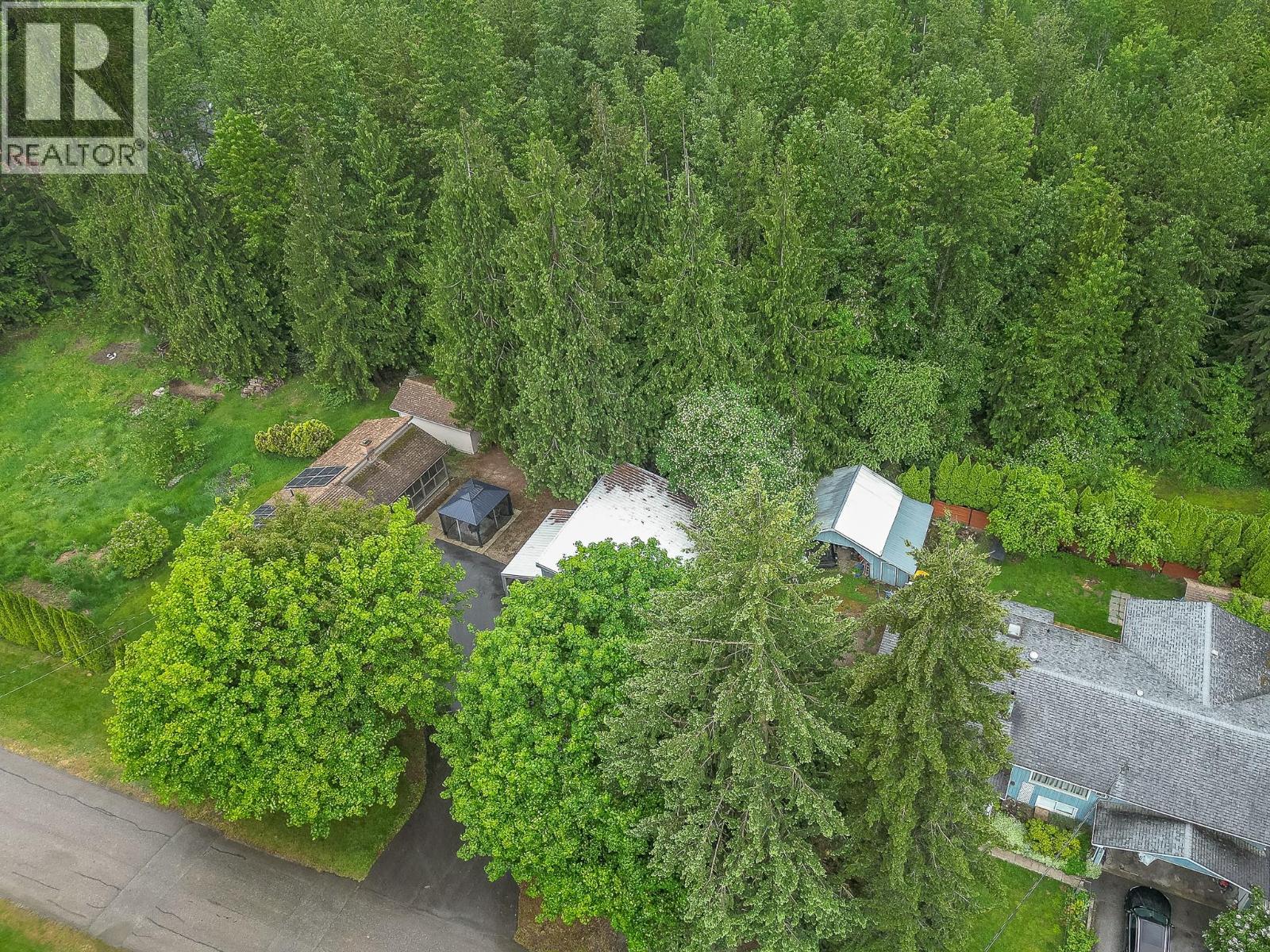 1226 Green Road S - 44