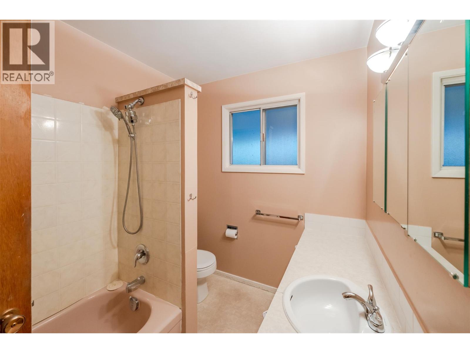 132 Secrest Place, Penticton