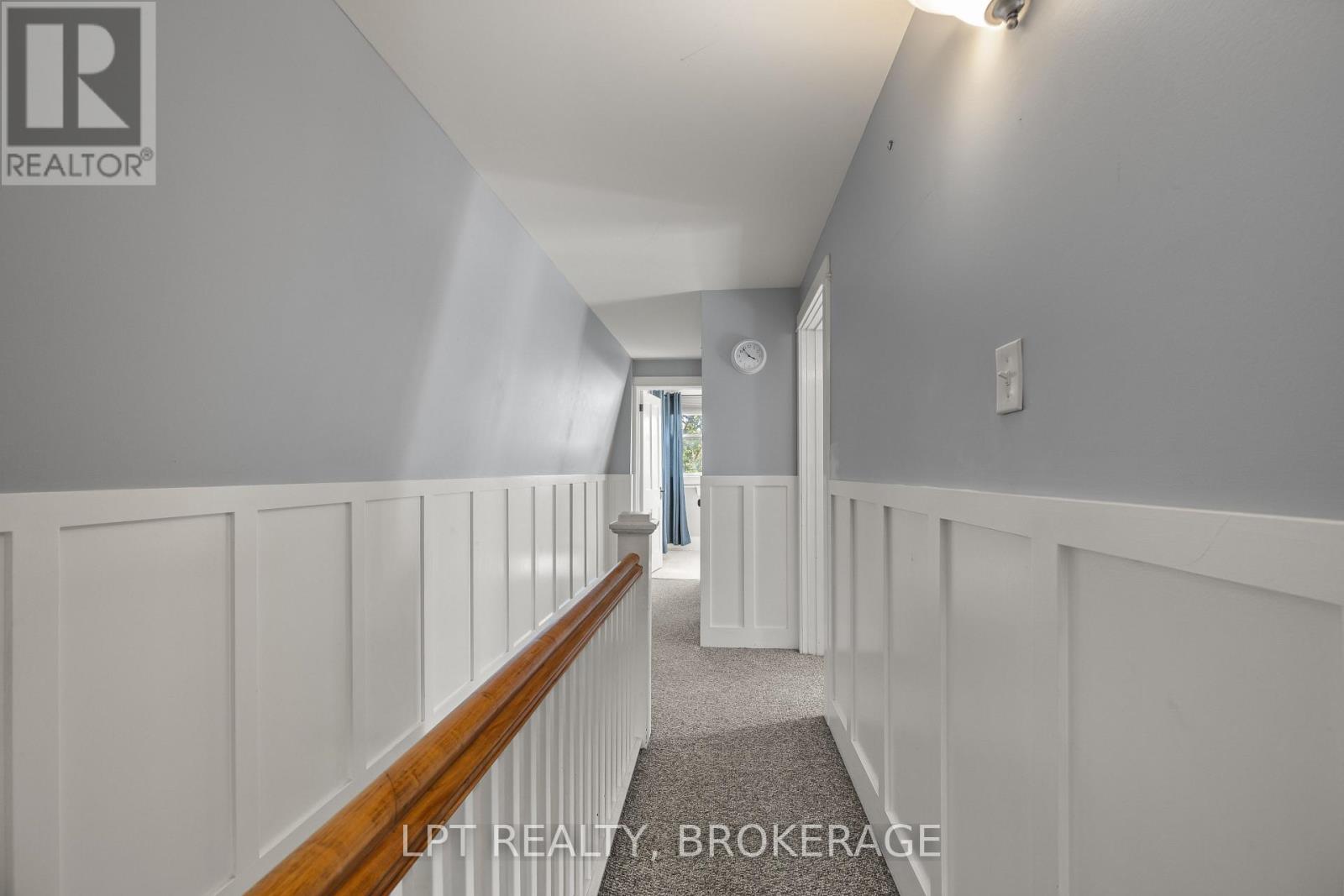 570 FRONTENAC STREET - 17
